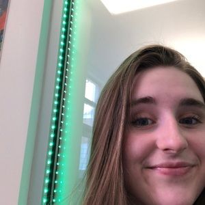 Meet your Posher, Mackenzie